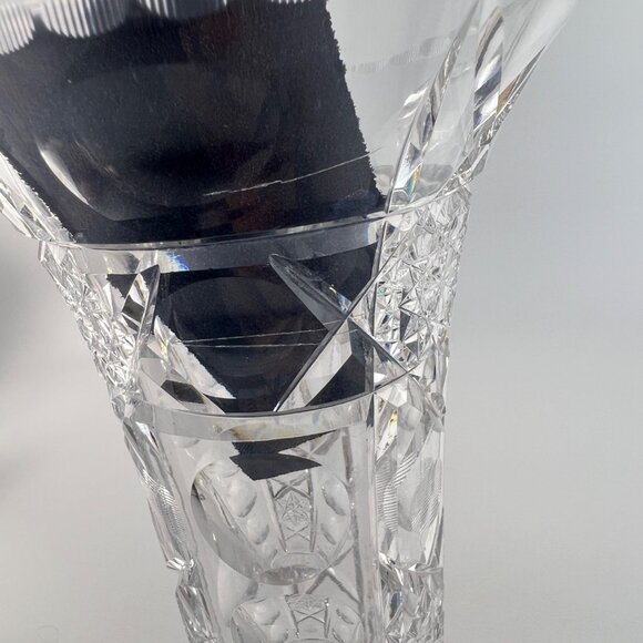 Stunning Antique T. G. Hawkes Cut Crystal Tall Trumpet Vase Signed Rare Pattern - Picture 12 of 14